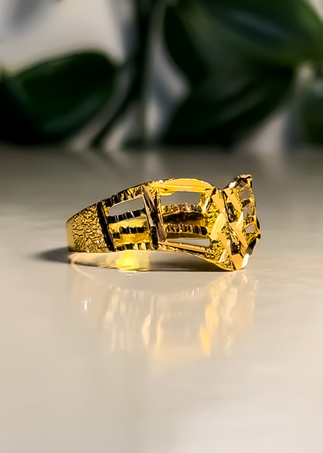 Plain 22ct gold “Priti” Ring
