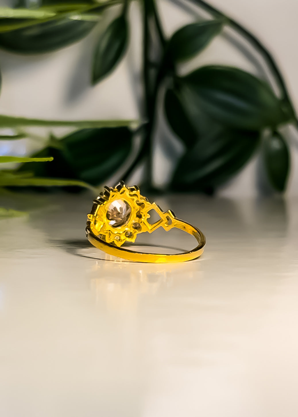 22ct Gold Round design “Mahira” Ring