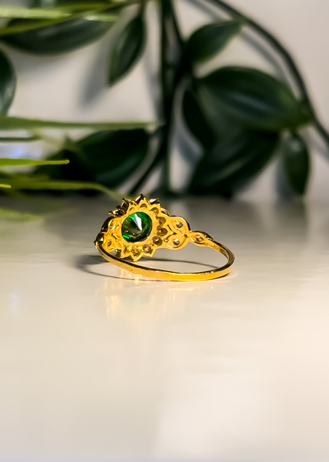 22ct Gold Round halo “Yasmine” Ring