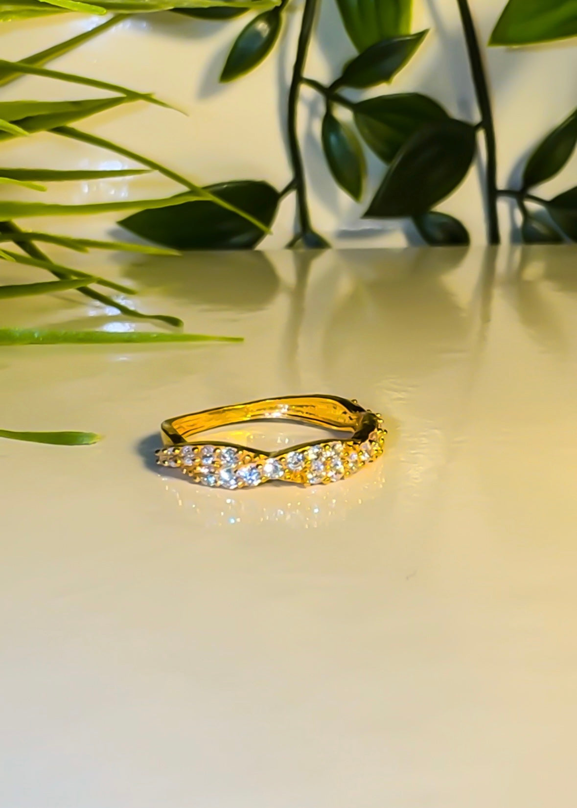 22ct Gold ‘Ora’ Twist Ring
